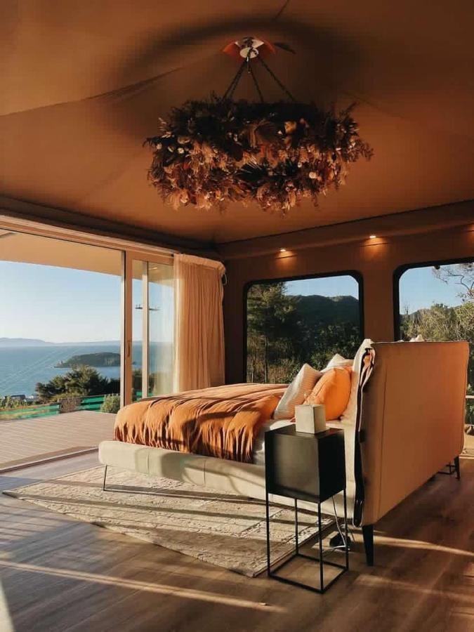 Drift Off Grid Luxury Eco Glamping Hotel Tarakohe Kültér fotó