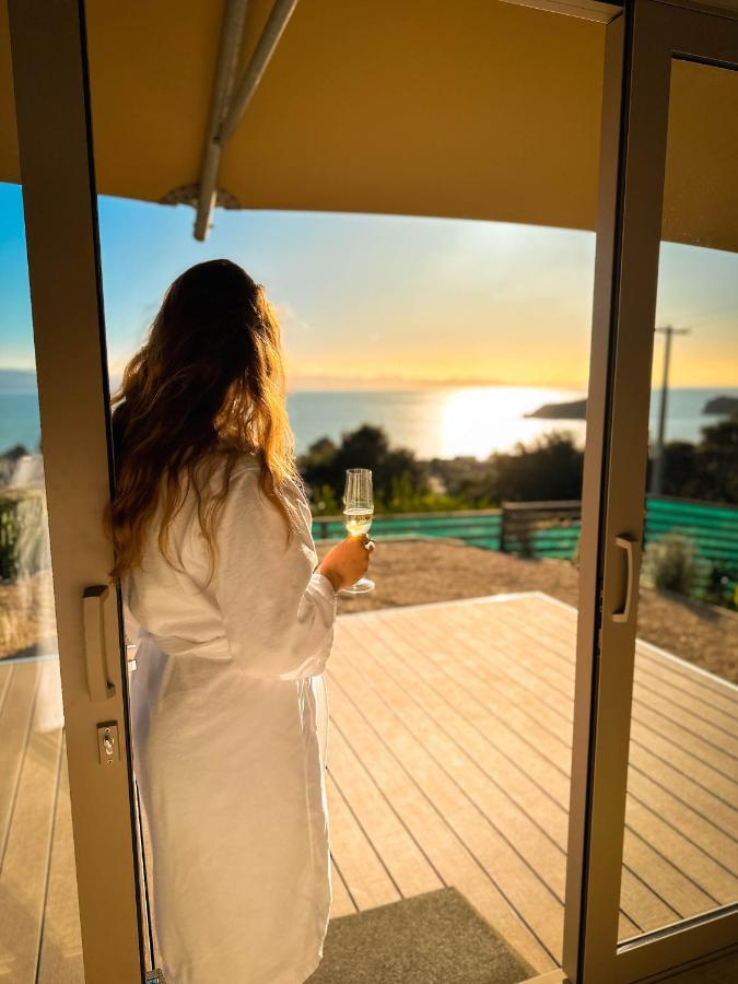 Drift Off Grid Luxury Eco Glamping Hotel Tarakohe Kültér fotó